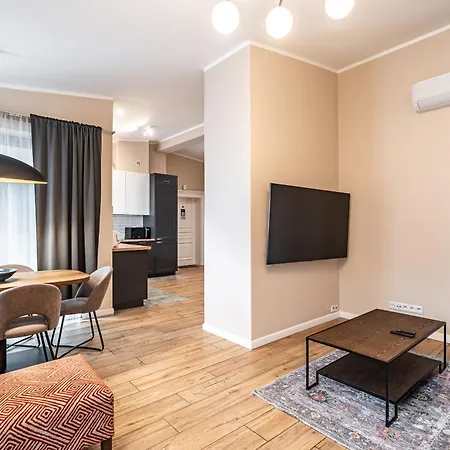 Rentplanet - Chopina Appartement